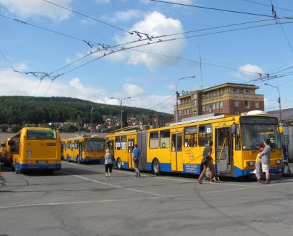 Ze dne otevřených dveří DSZO podruhé: současná technika, nasazení elektrobusu