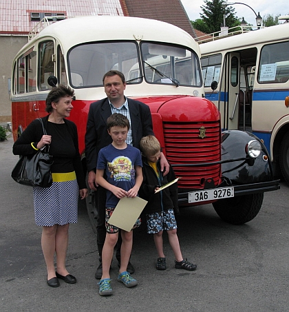 Důstojné připomenutí kouřimských autobusových výročí 