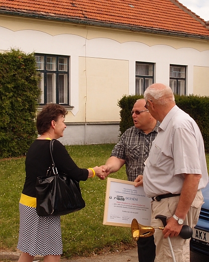 Důstojné připomenutí kouřimských autobusových výročí 