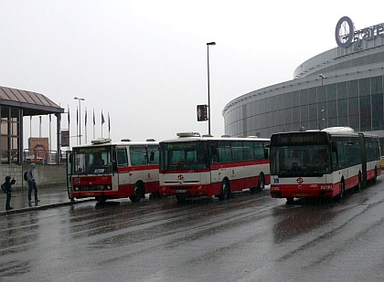 Deštivé loučení s Karosami B 731 v Praze