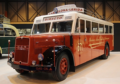 Z madridského veletrhu FIAA 2014: Autobusoví veteráni  1914 - 1953