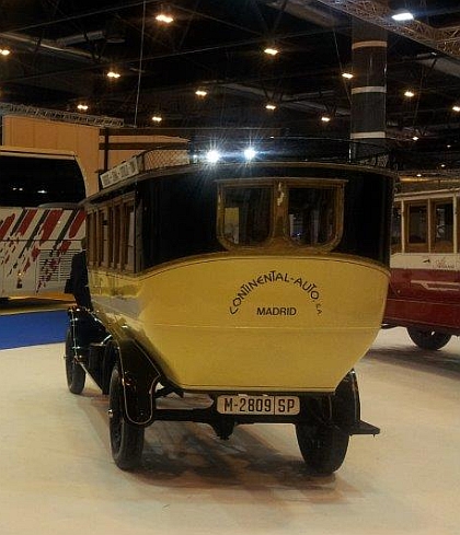 Z madridského veletrhu FIAA 2014: Autobusoví veteráni  1914 - 1953