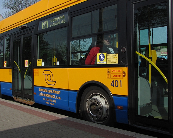 První zlínský nízkopodlažní kloubový trolejbus slaví 10. narozeniny