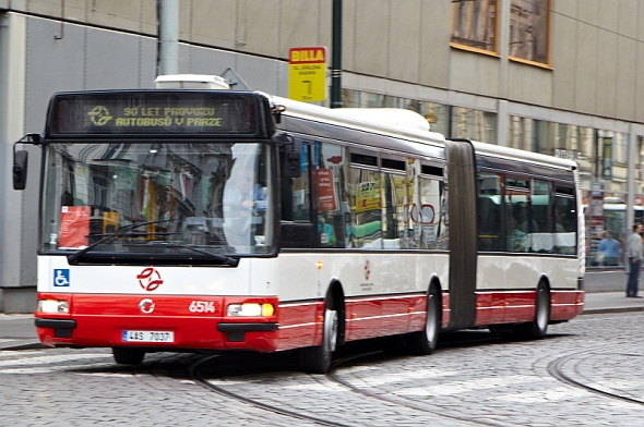 90 let autobusů v Praze. Autobusový průvod II. Současná flotila