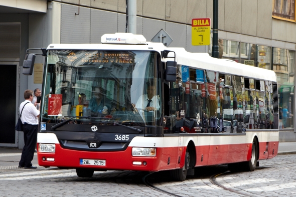 90 let autobusů v Praze. Autobusový průvod II. Současná flotila