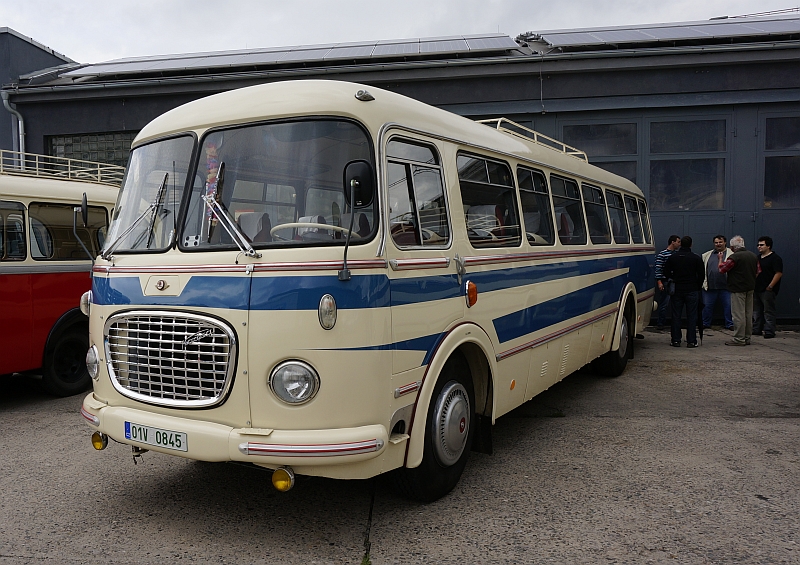 Ohlédnutí za 13. ročníkem veteránské přehlídky Zlatý bažant: Škoda 706 RTO spec.