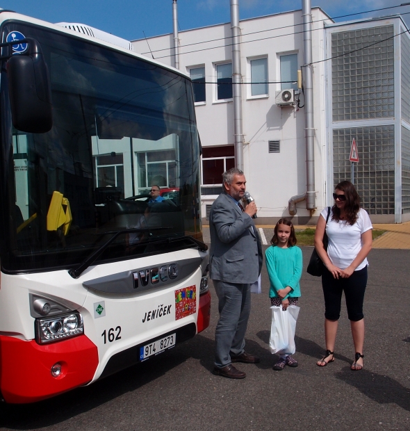 Flotila opavských CNG autobusů je kompletní, spolu s trolejbusy jezdí v Opavě 