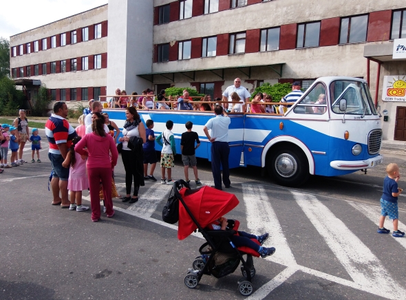 Jeden z posledních letošních výjezdů vyhlídkového autobusu   Škoda 706 RTO 