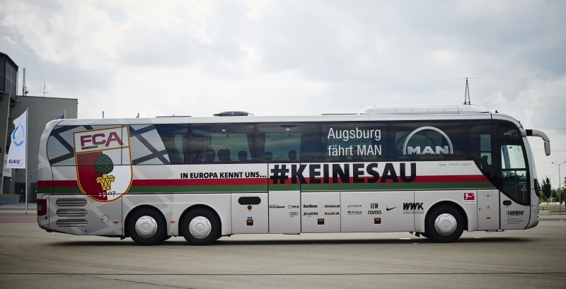 MAN a FC Augsburg představili nový autokar MAN Lion´s Coach L