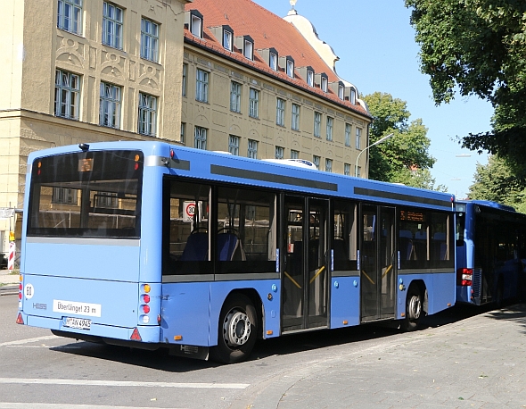 Autobusové přívěsy: V Německu se tato vozidla objevila znovu v roce 2003