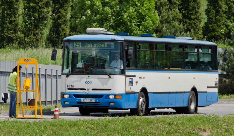 Tři výherci Fotosoutěže pro řidiče autobusů  - tři vítězné snímky