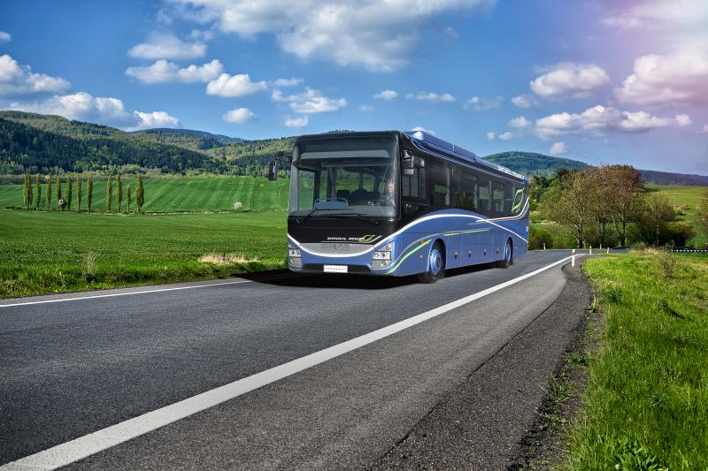 Světová premiéra IVECO Crossway Natural Power na veletrhu Autocar Expo