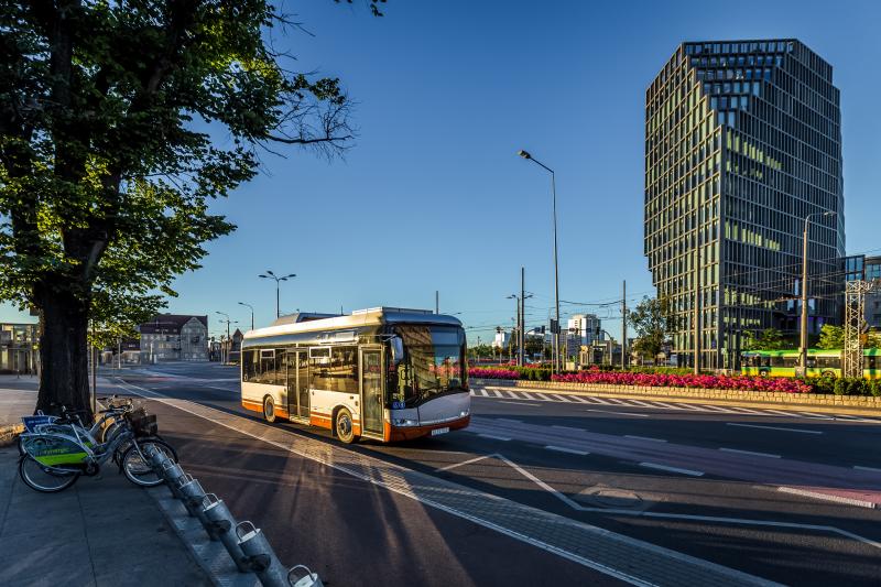 Paříž objednala další elektrické autobusy, tentokrát od Solaris