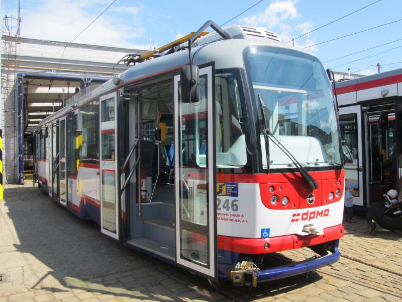 Den otevřených dveří v Dopravním podniku města Olomouce