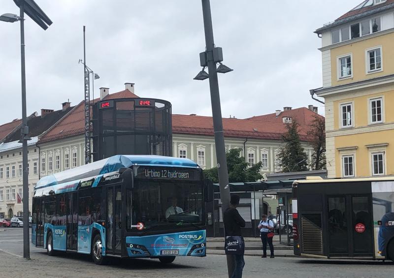 O testování vodíkového Solarisu mají města zájem 