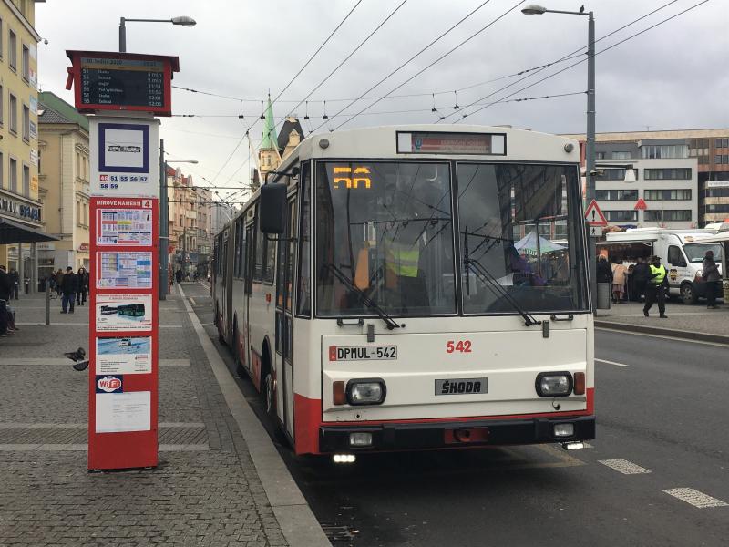 Po Ústí nad Labem stačí k cestování městskou dopravou karta