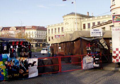 Autobusové nádraží Praha Florenc se od pondělí 11. května začíná vracet do obvyklého provozu