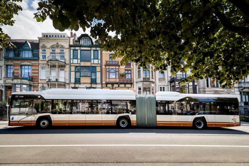 Město Craiova v Rumunsku objednalo 16 kloubových elektrických autobusů