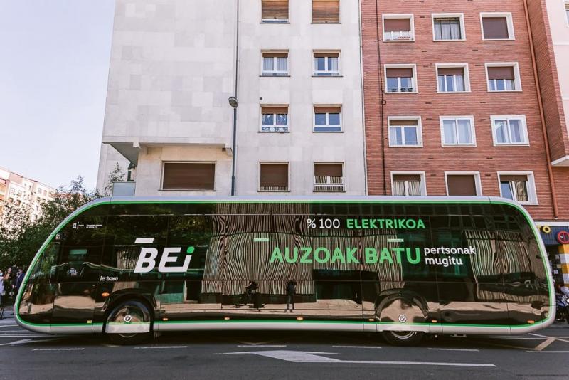 V baskickém Vitoria-Gasteiz představili první Irizar ie tram