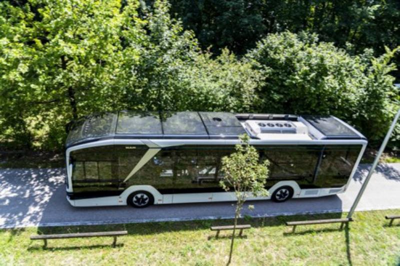 MAN před 50 lety představil svůj první elektrický autobus