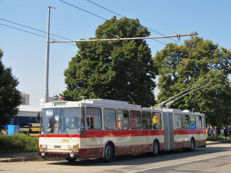 Den otevřených dveří Dopravního podniku města Brna – vozovna Slatina