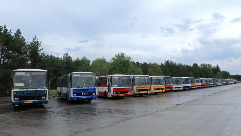 Na letiště v Ralsku se 5. září sjelo 33 historických vozidel