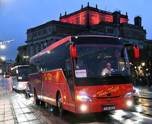 &quot;Chybí nám naši cestující&quot;, ulicemi čtyř švédských měst projely kolony autobusů