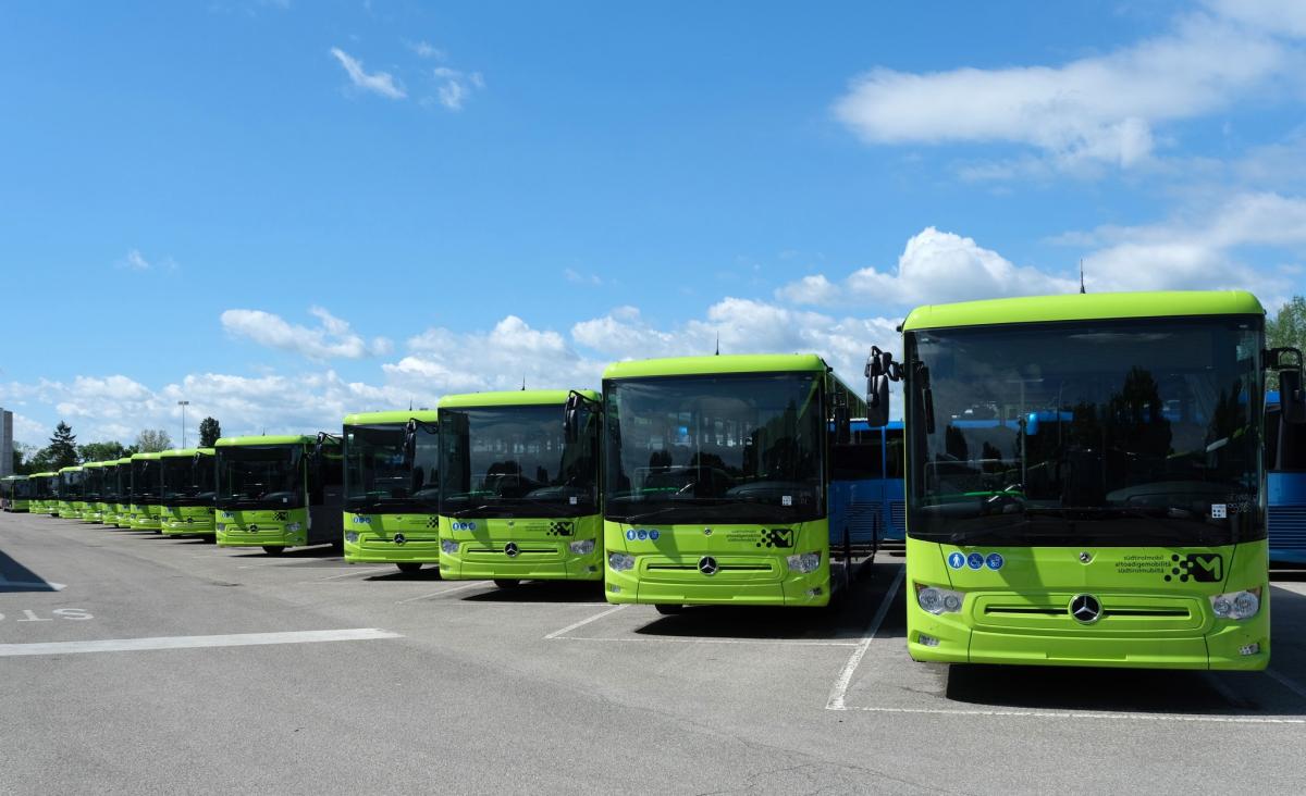 Jižním Tyrolskem novými autobusy Mercedes a Setra
