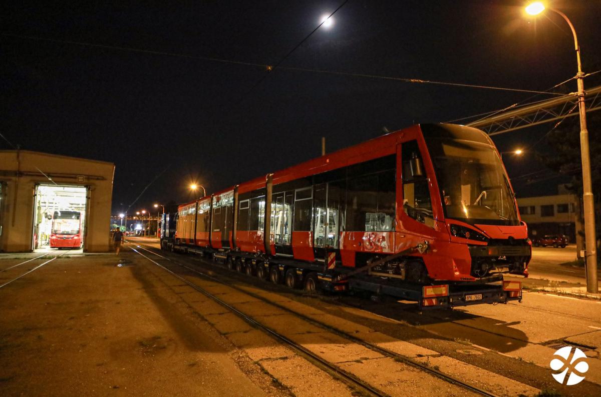Flotila tramvají od Škodovky v Bratislavě je kompletní