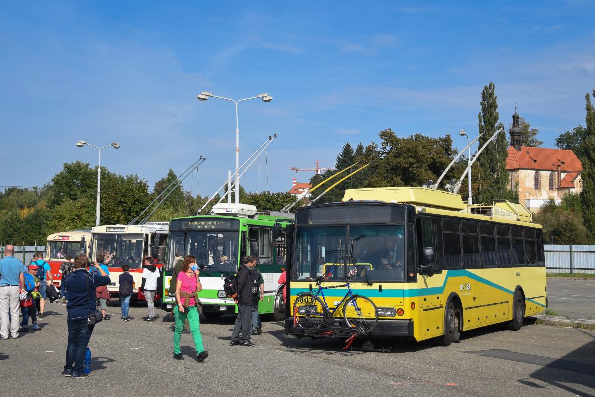 Oslavy výročí 125 let městské hromadné dopravy v Plzni