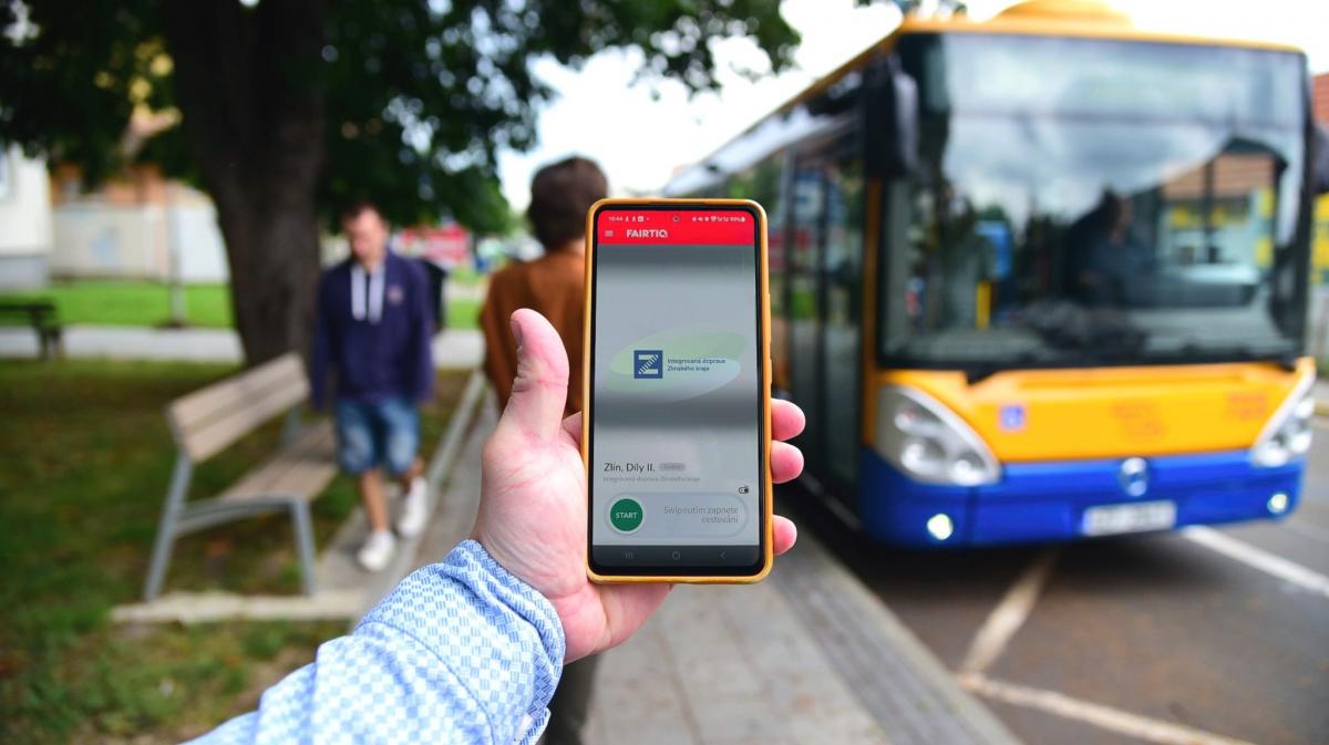 Chytřejší cestování autobusy, vlaky a trolejbusy po Zlínském kraji 