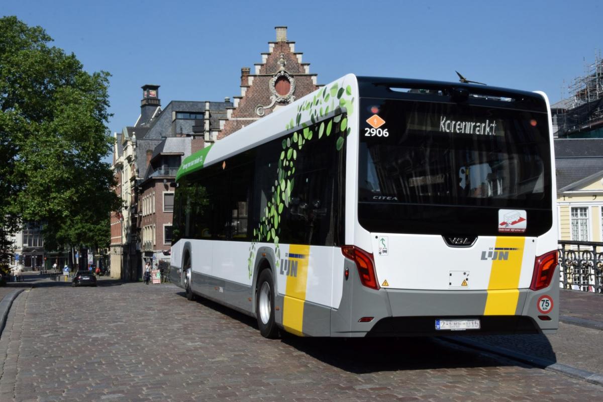 Stovky nových elektrických autobusů pro Belgii