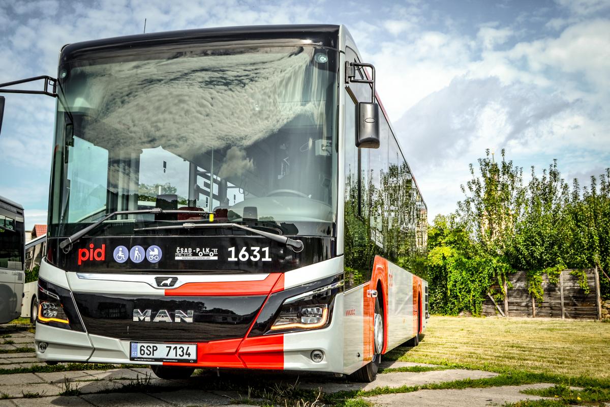 Nové autobusy MAN, IVECO a ROŠERO ve flotile ČSAD POLKOST