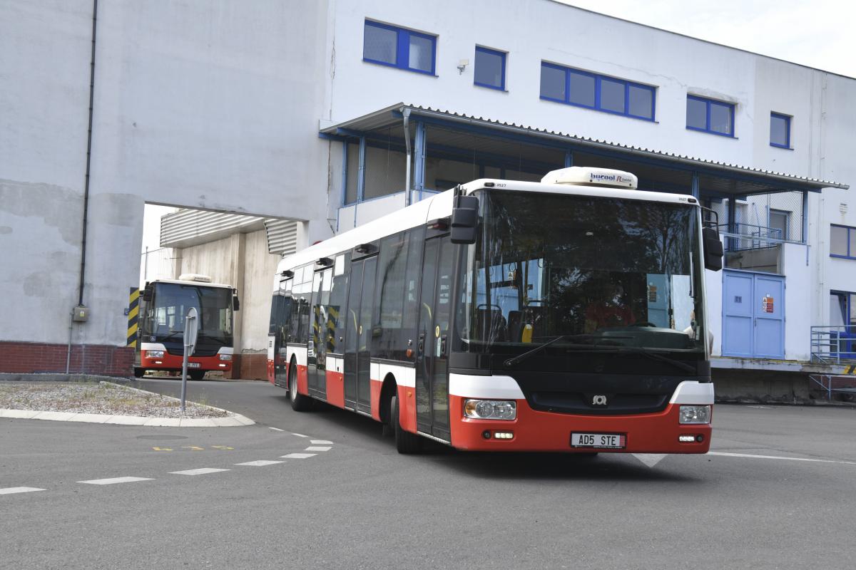 Další autobusy odjely z Prahy na Ukrajinu