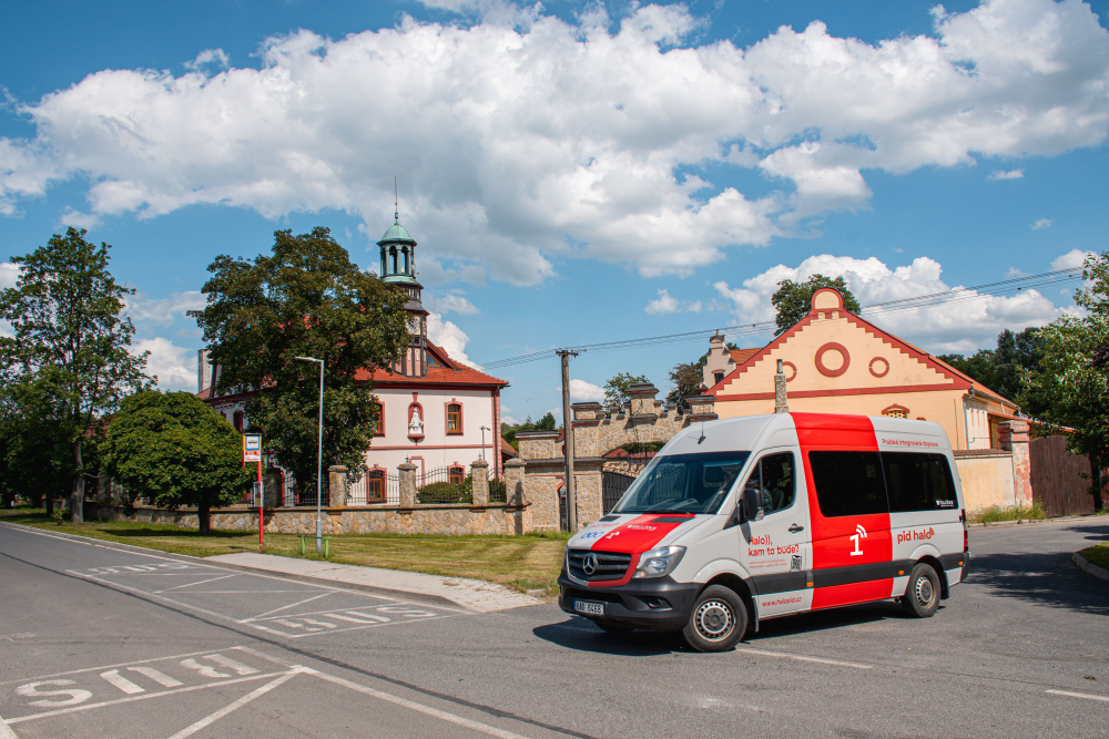 V pátek 9. srpna vyjíždí na Českobrodsku linka PID Haló