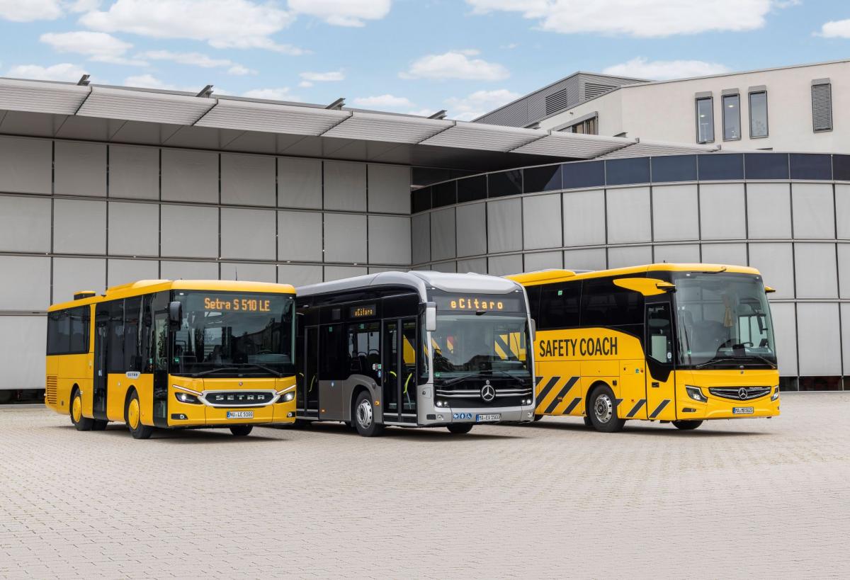 Nový kompaktní elektrický autobus Mercedes-Benz