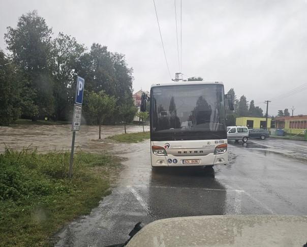 Z-Group bus na Opavsku jezdí i přes složitou povodňovou situaci