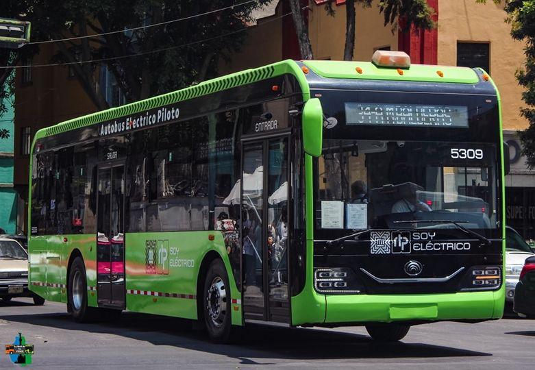 Padesát elektrobusů Yutong v Mexico City 