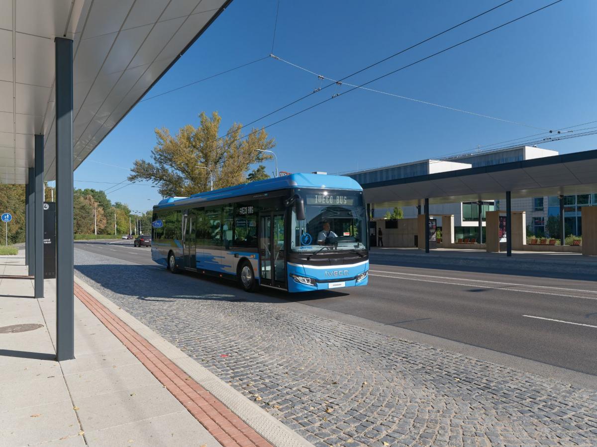 IVECO BUS na CZECHBUSu s pěti autobusy 