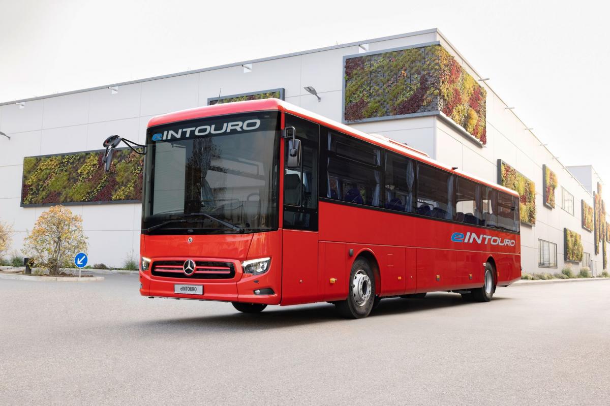 eIntouro elektrifikuje meziměstskou autobusovou dopravu