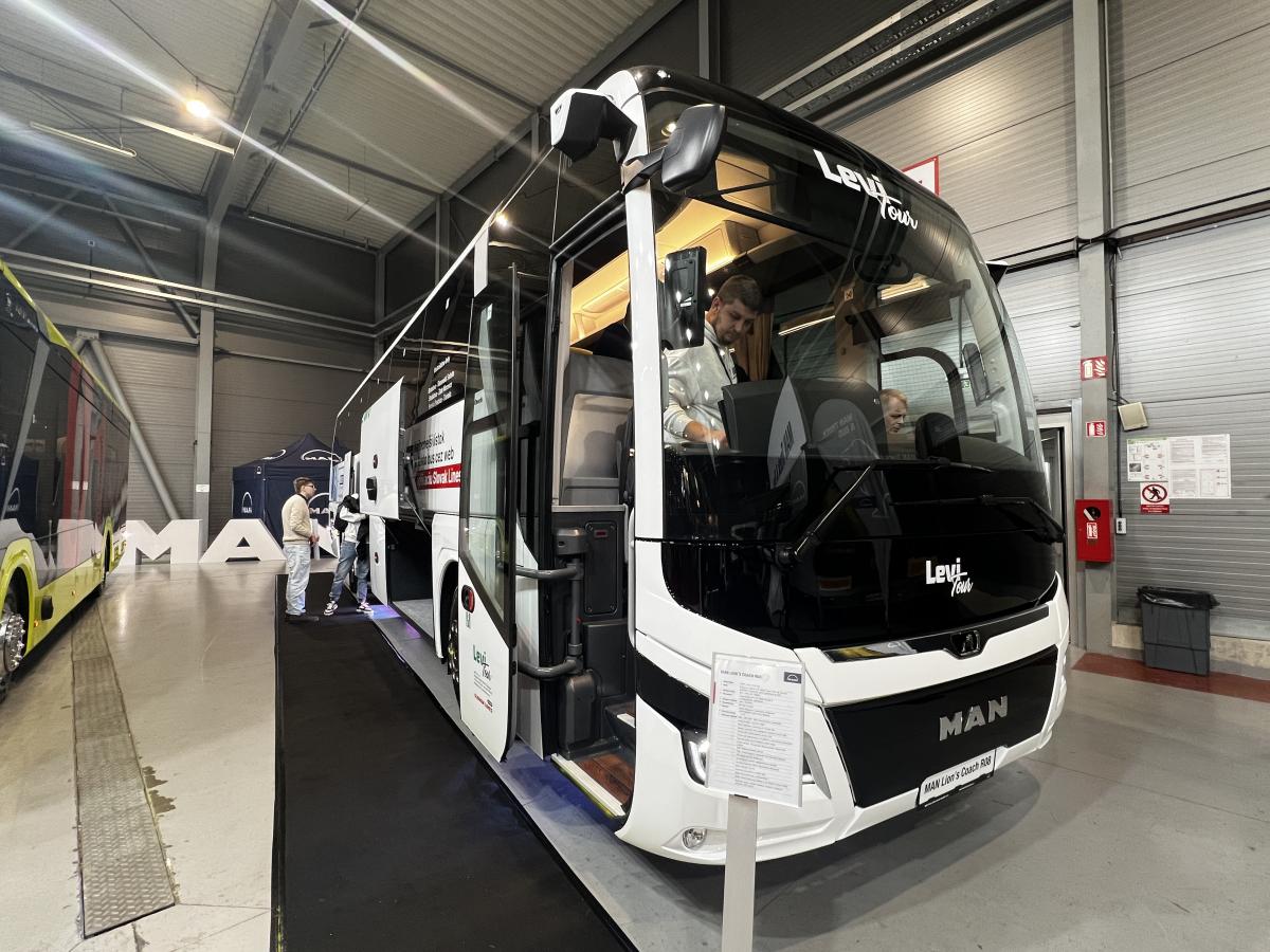 CZECHBUS 2024: osmdesát vystavovatelů a 49 autobusů