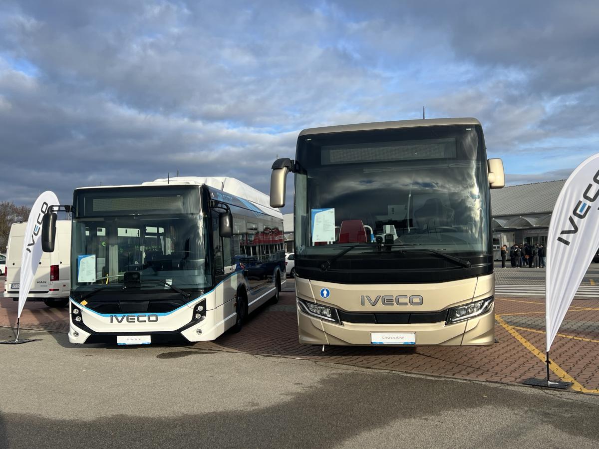 IVECO BUS přivezlo na CZECHBUS tři autobusy z Vysokého Mýta