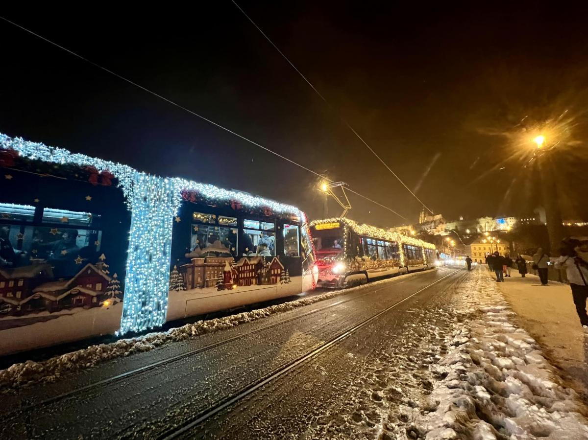 Pražská vánoční flotila se rozsvítí v sobotu 30. listopadu