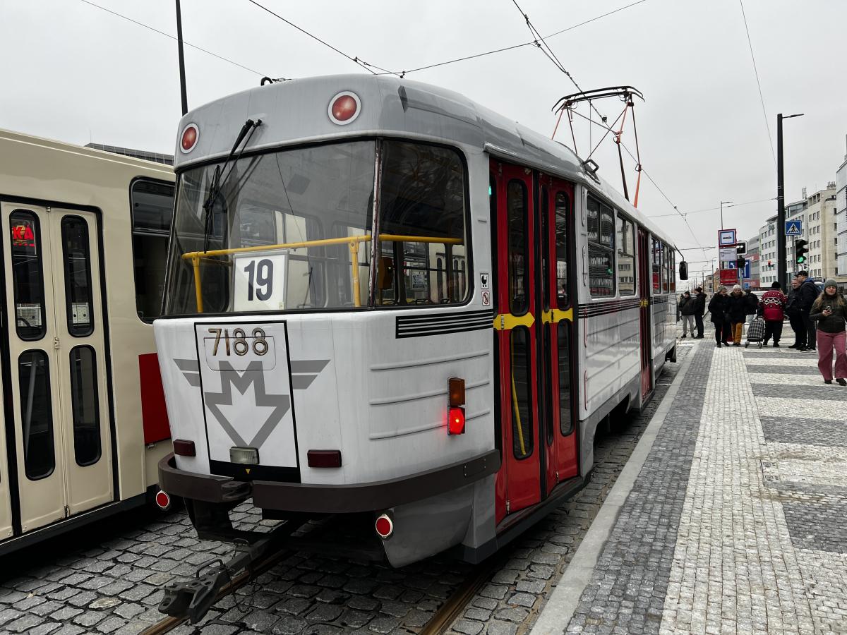 V Praze jezdí z Pankráce od metra C znovu tramvaje 