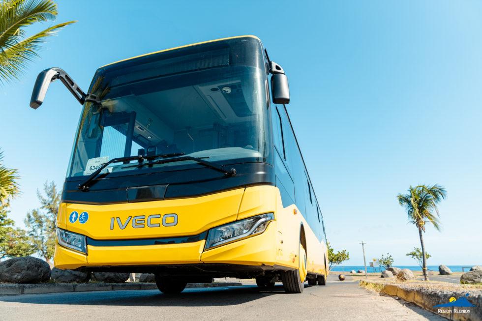 72 žlutých autobusů Iveco Crossway pro ostrov Réunion