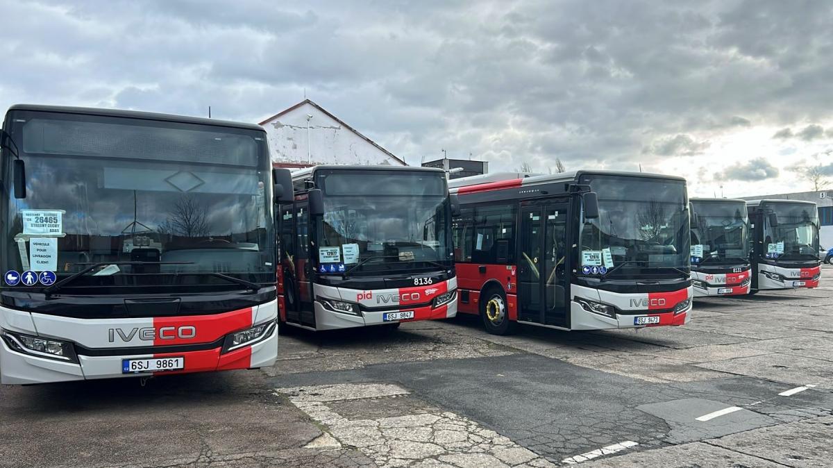 V roce 2024 bylo v České republice registrováno o 251 autobusů víc než vloni