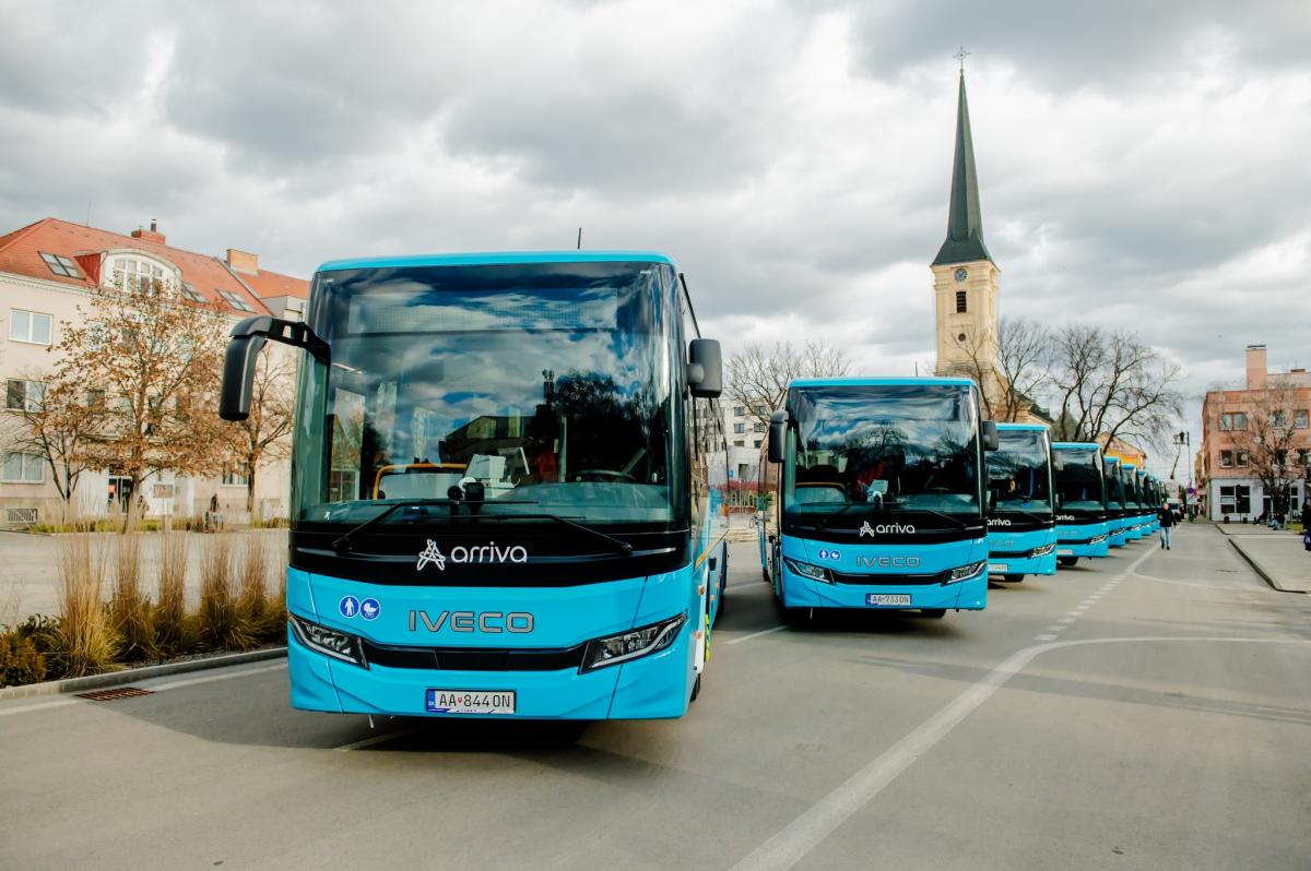 Nové autobusy Iveco Crossway pro ARRIVU v Nitranském kraji