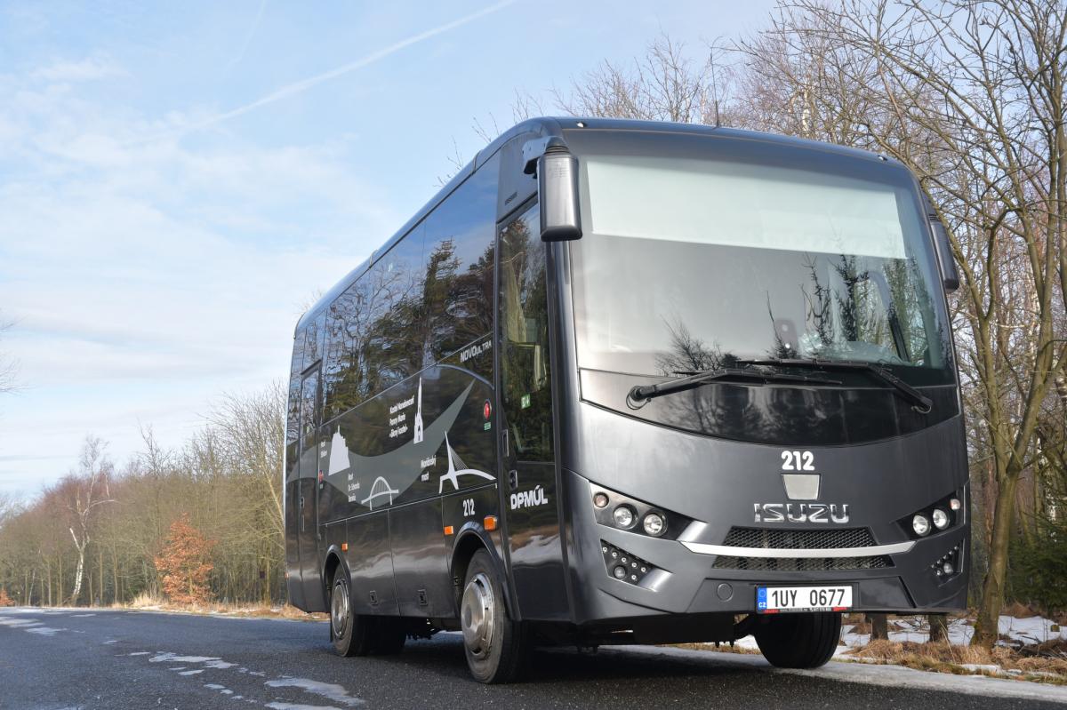 Dopravní podnik města Ústí nad Labem pořídil zájezdový autobus ISUZU 