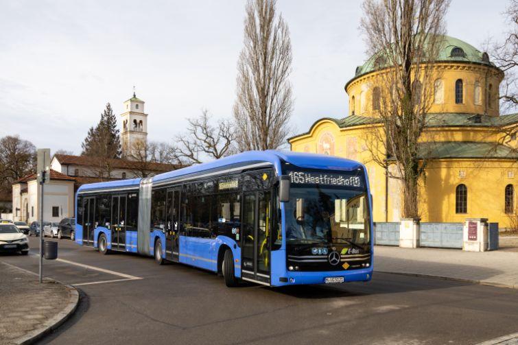 V Mnichově uvádí do provozu 30 nových e-busů Citaro