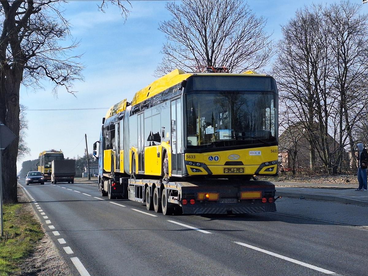 Berlínem jezdí nové elektrobusy Solaris